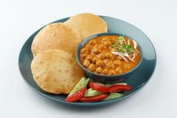 Poori with Chole