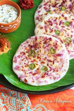Onion Chilli Uthappam